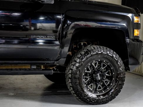 Used 2015 Chevrolet Silverado 2500 LTZ w/ Duramax Plus Package image 7