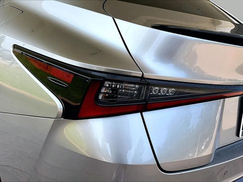 Used 2023 Lexus IS 350 F Sport RWD image 27