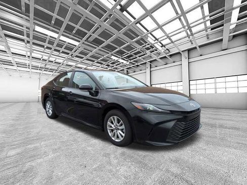 Certified 2026 Toyota Camry LE FWD image 1
