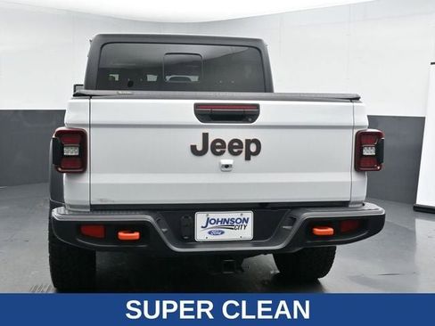 Used 2024 Jeep Gladiator Mojave w/ Technology Group AWD/4WD image 10