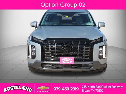 Used 2023 Hyundai Palisade SEL w/ Premium Package image 11