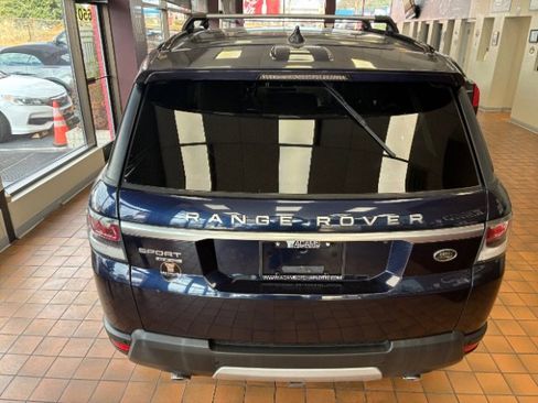 Used 2017 Land Rover Range Rover Sport HSE image 12