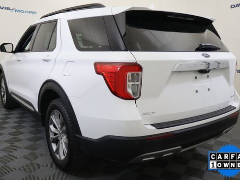 Used 2023 Ford Explorer XLT w/ Equipment Group 202A image 9