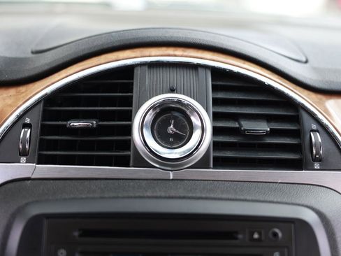 Used 2010 Buick Enclave CXL w/ Trailering Provision Package image 37