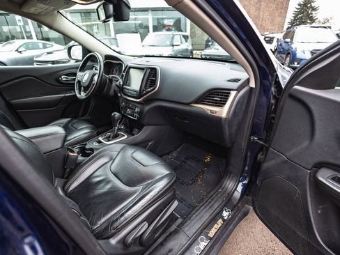 Used 2015 Jeep Cherokee Limited image 28