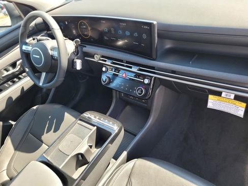 New 2025 Hyundai Tucson Limited image 20