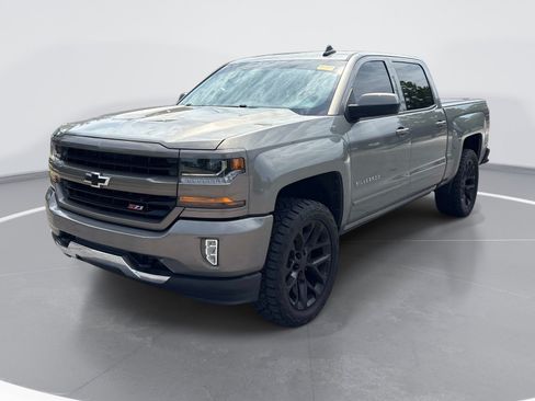 Used 2017 Chevrolet Silverado 1500 LT w/ All Star Edition AWD/4WD image 3