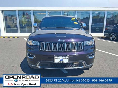 Used 2020 Jeep Grand Cherokee Limited AWD/4WD image 2