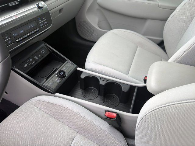 Used 2024 Hyundai Kona SEL w/ Convenience Package FWD image 23