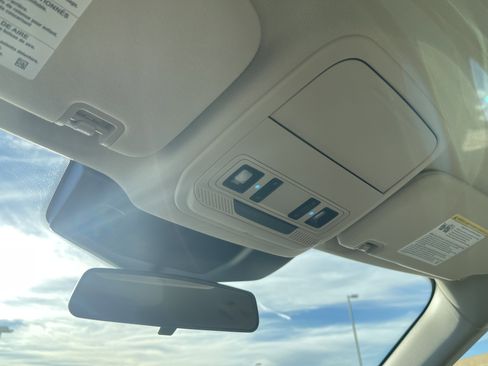 Used 2021 Ford Explorer XLT w/ Equipment Group 202A image 26