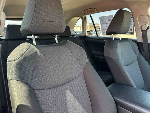 Used 2025 Toyota RAV4 XLE FWD image 23