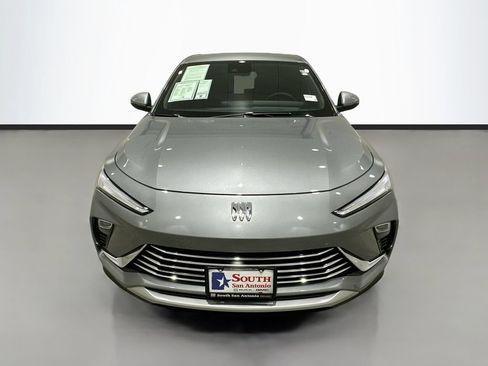 Certified 2026 Buick Envista Preferred w/ Convenience I Package FWD image 2
