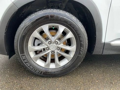 Used 2020 Hyundai Santa Fe SEL image 10