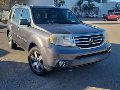 Used 2015 Honda Pilot Touring image 30