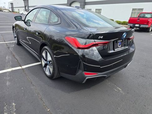 Used 2023 BMW i4 eDrive35 w/ Premium Package RWD image 9