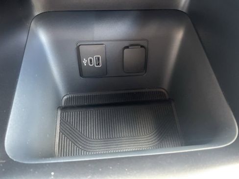 New 2026 Ford Explorer ST-Line w/ ST-Line Street Pack image 42