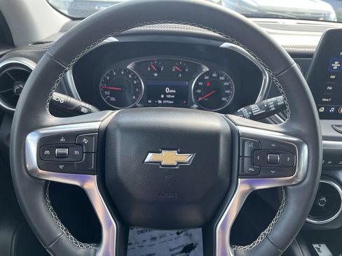 Used 2024 Chevrolet Blazer LT FWD image 14