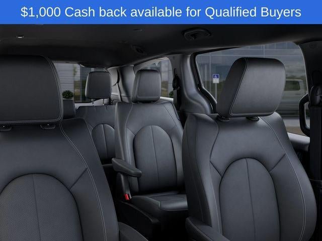 New 2027 Chrysler Pacifica Select FWD image 54