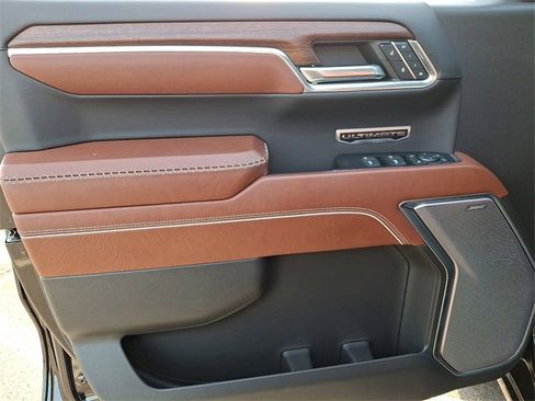 Used 2024 GMC Sierra 1500 Denali Ultimate image 12