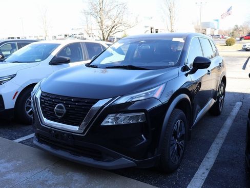 Used 2021 Nissan Rogue SV image 18