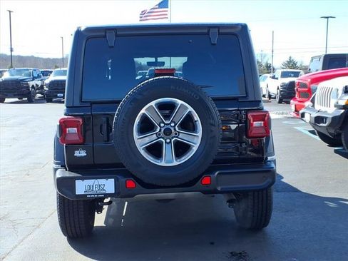 Used 2022 Jeep Wrangler Unlimited Sahara w/ Safety Group image 29