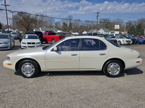 Used 1997 INFINITI J30 image 19