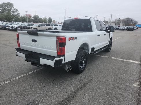 Used 2023 Ford F250 XL w/ STX Appearance Package image 8