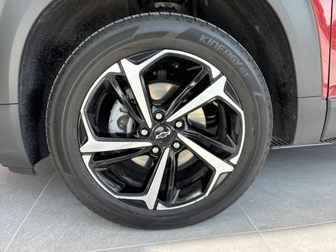 Used 2022 Chevrolet TrailBlazer RS w/ Sun and Liftgate Package AWD/4WD image 29