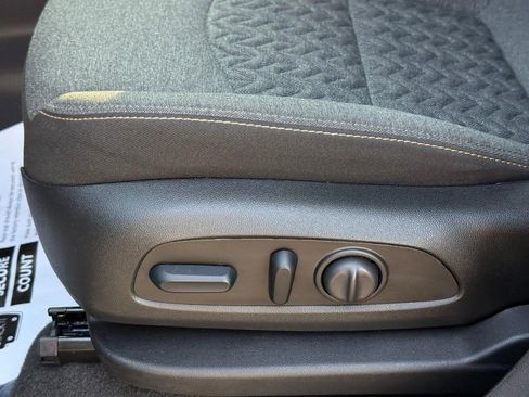 Used 2024 Chevrolet Equinox LT w/ LPO, Floor Liner Package FWD image 20