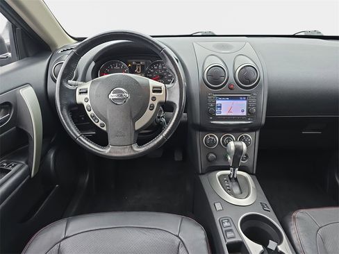 Used 2013 Nissan Rogue SL image 19