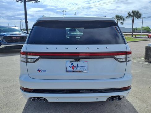 Used 2022 Lincoln Aviator Reserve w/ Equipment Group 201A RWD image 6