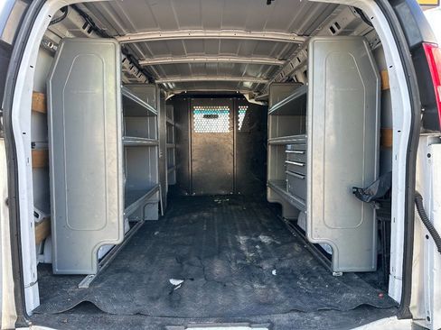 Used 2021 Chevrolet Express 2500 w/ Driver Convenience Package image 11