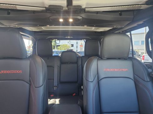 New 2026 Jeep Wrangler Unlimited Rubicon AWD/4WD image 29