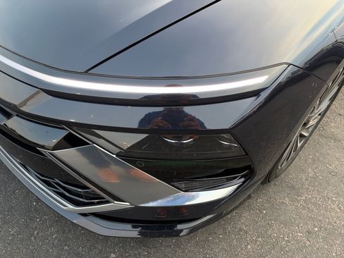 Used 2025 Hyundai Sonata Limited FWD image 9
