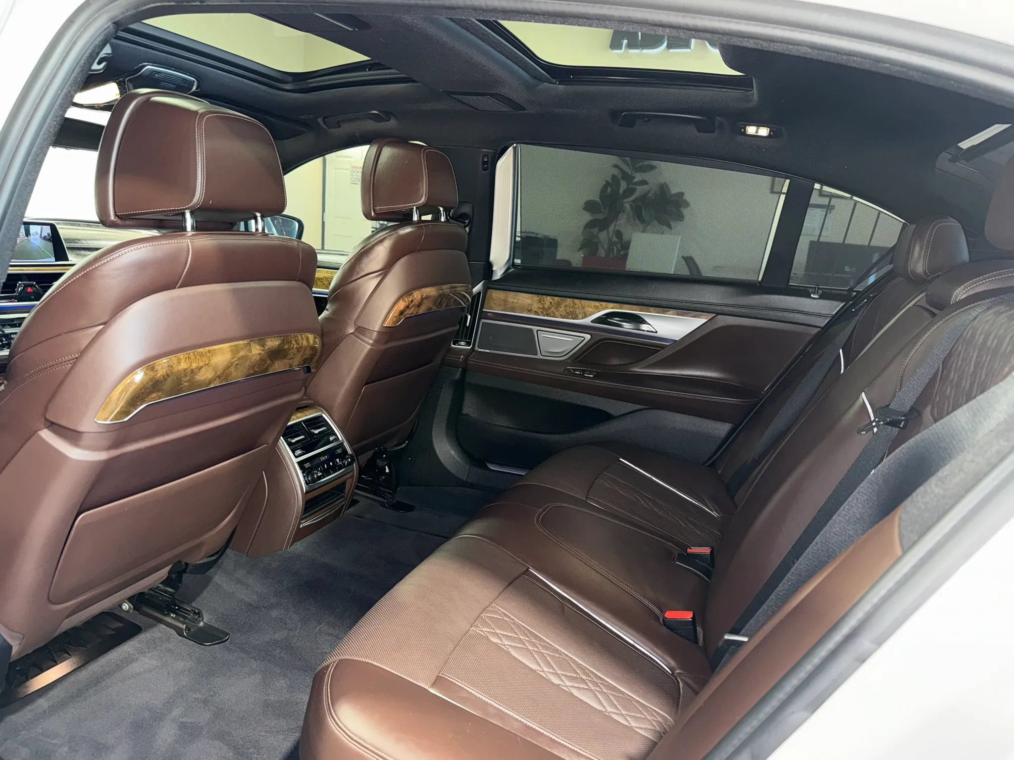 Used 2016 BMW 740i RWD image 20