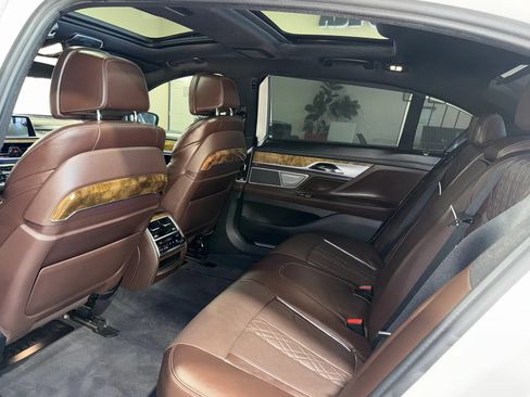 Used 2016 BMW 740i RWD image 20