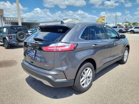 Certified 2024 Ford Edge SEL image 5