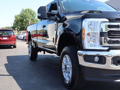 New 2026 Ford F350 XLT w/ FX4 Off-Road Package AWD/4WD image 15