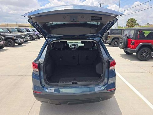 Used 2024 Chevrolet Equinox LS w/ LS Convenience Package FWD image 13