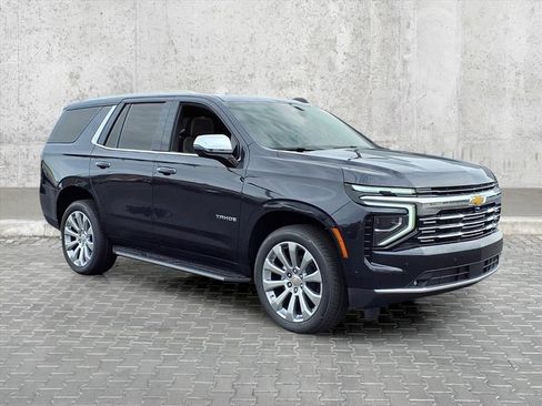 New 2026 Chevrolet Tahoe Premier w/ Sun And Tow Package AWD/4WD image 2