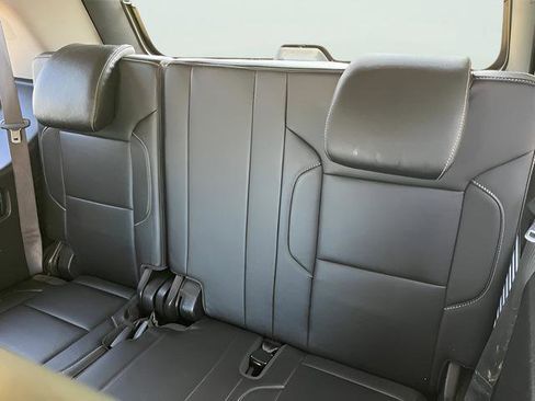 Used 2020 Chevrolet Tahoe Premier AWD/4WD image 29