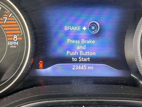 Used 2022 Jeep Cherokee Trailhawk w/ Sun, Sound & Nav Group image 12