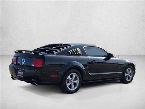 Used 2008 Ford Mustang GT RWD image 5