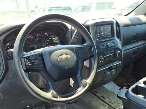 Used 2021 Chevrolet Silverado 1500 W/T w/ WT Value Package AWD/4WD image 10
