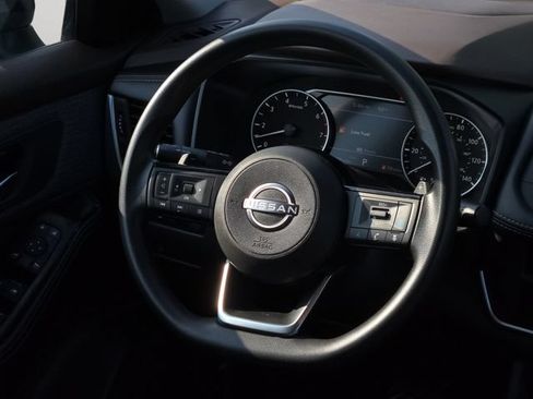 Used 2023 Nissan Rogue SV AWD/4WD image 18