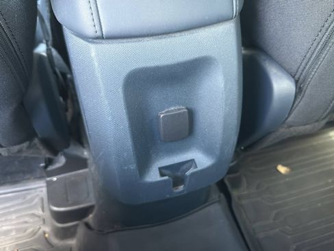 Used 2022 Ford Maverick XL FWD image 15