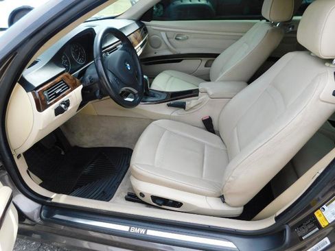 Used 2011 BMW 328i Coupe RWD image 2