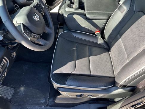 Used 2025 RAM 1500 Laramie image 11