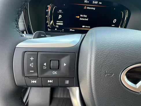 New 2026 INFINITI QX60 Luxe w/ Cargo Package image 16