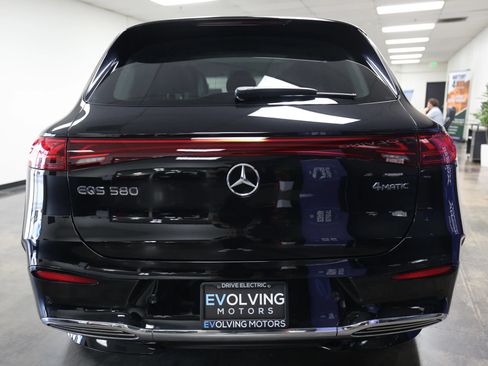 Used 2023 Mercedes-Benz EQS 580 4MATIC SUV image 8